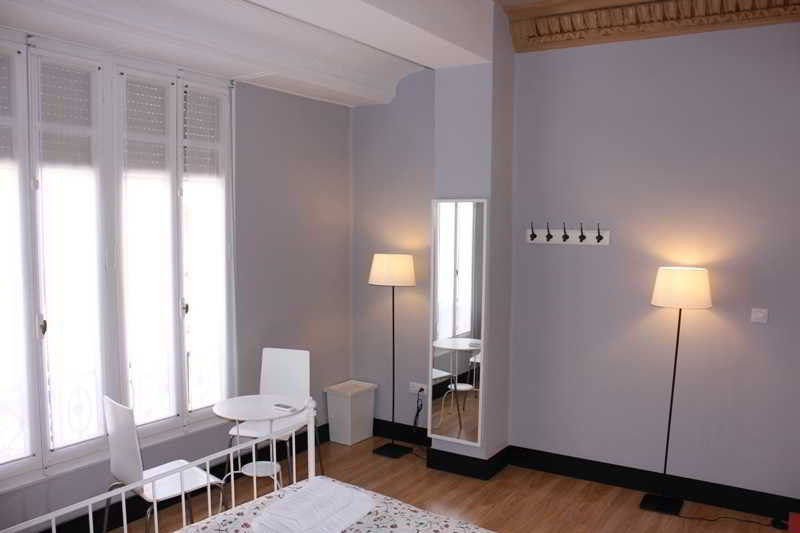 Hi Valencia Canovas Exterior photo